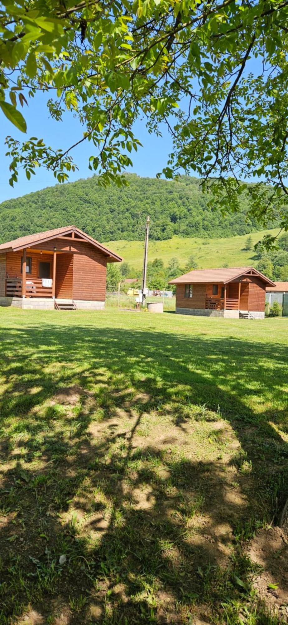 Casute Zavoi Bulz Villa Exteriör bild