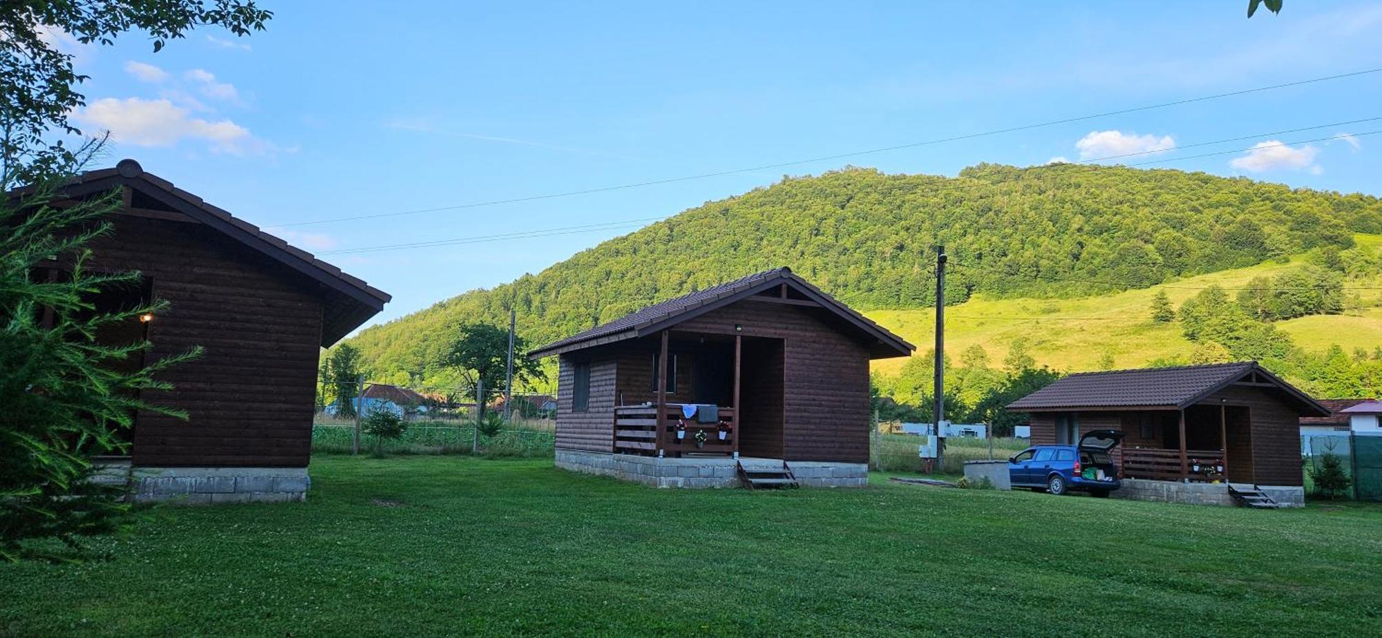 Casute Zavoi Bulz Villa Exteriör bild